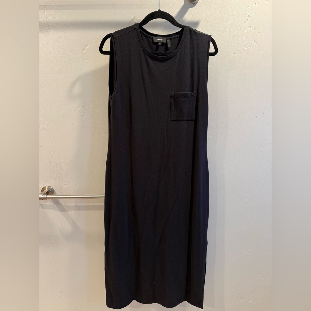 Theory Black Sleeveless Midi Dress size Medium